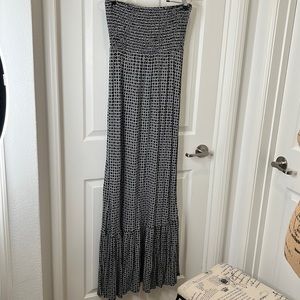 Michael Kors Strapless Summertime Maxi Dress with bandeau top. Size Medium.